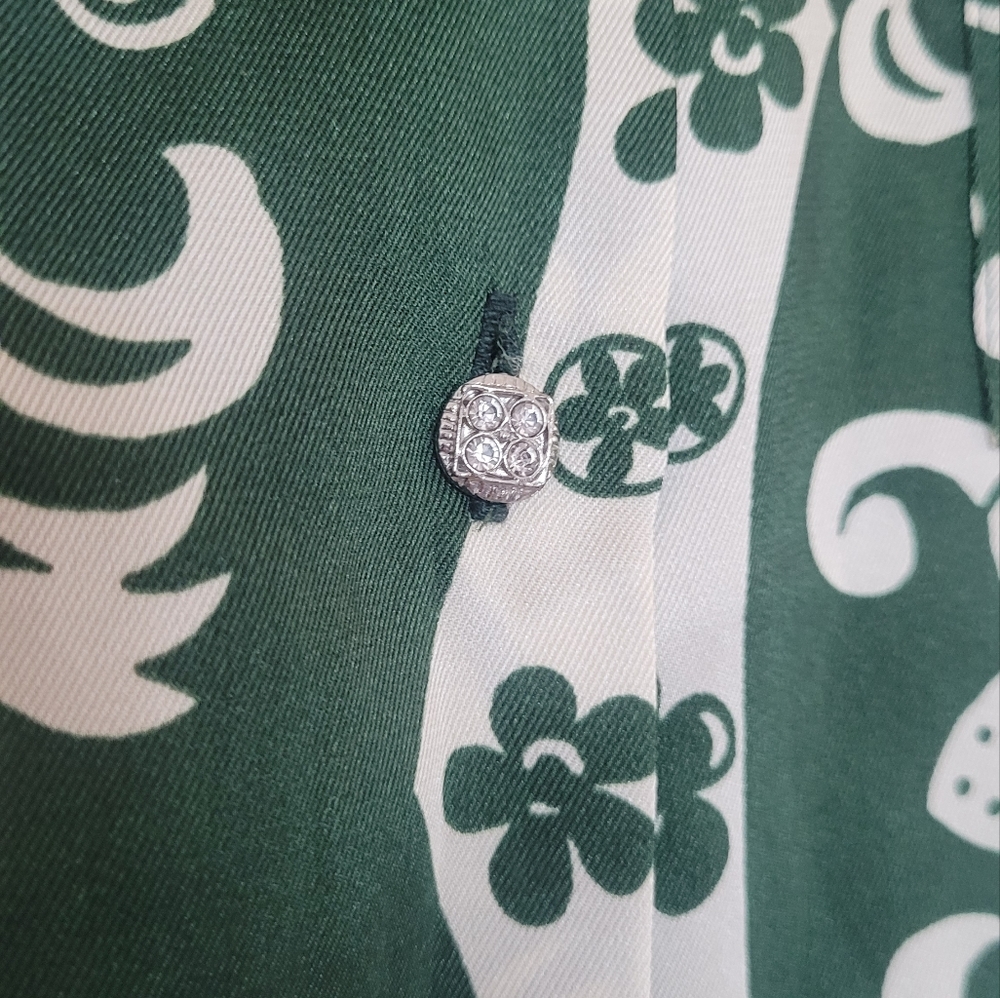 Green patterned button down - Picture 3 of 5